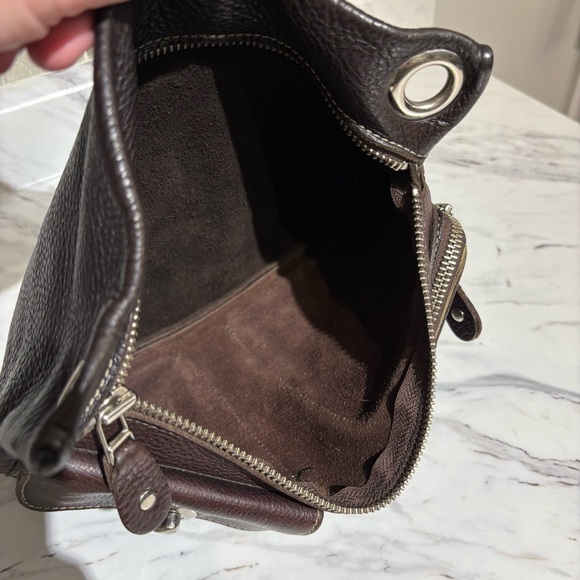 Roots Genuine Leather Village cross body purse - Picture 12 of 12